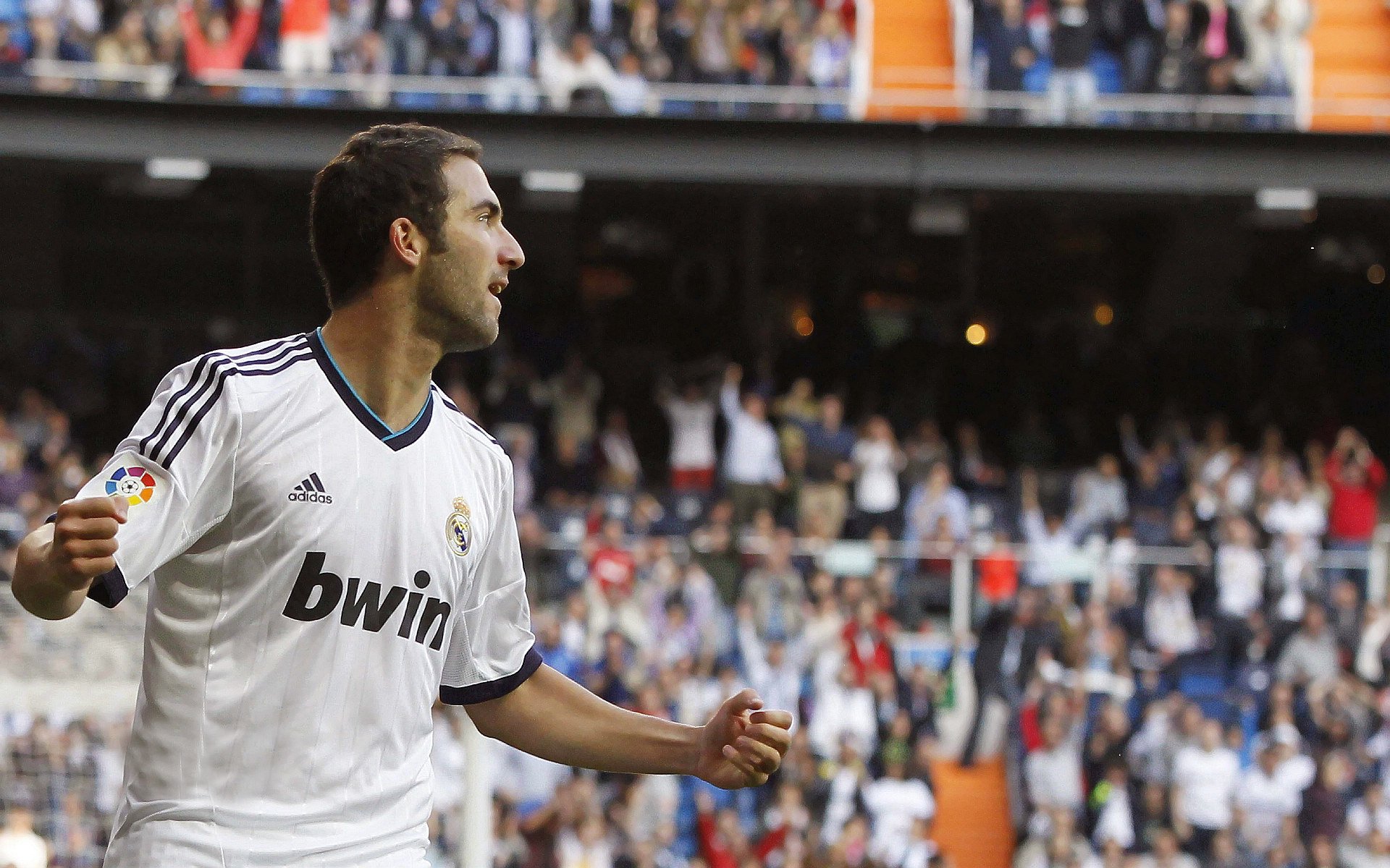 中国足球职业联赛赛事数据分析深化应用，足球联赛数据统计