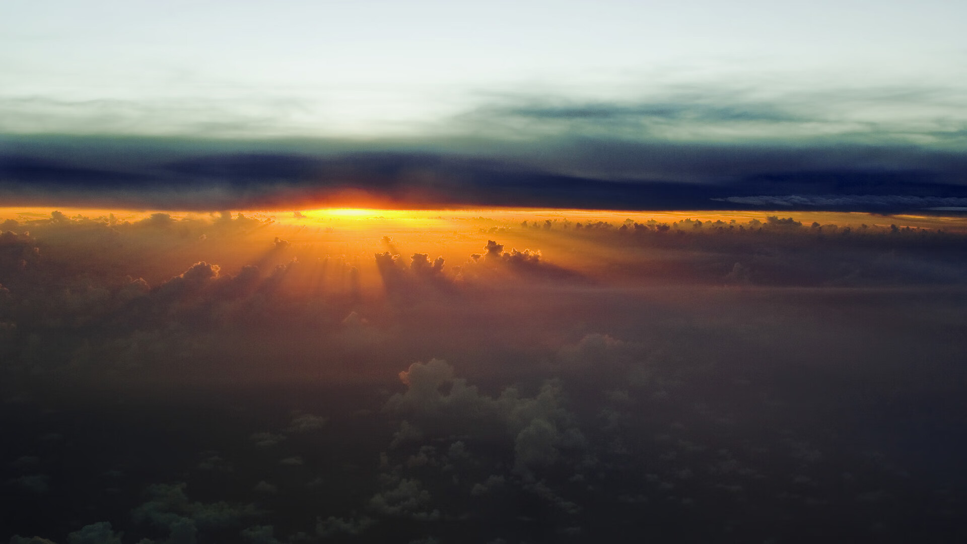 季后赛逆袭:库里在第二轮连续击出多记“远射”,库里首次季后赛